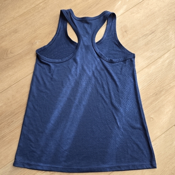Indigo Stripe Women's Small Racerback Workout Tank Athletic Works EUC - Picture 6 of 7